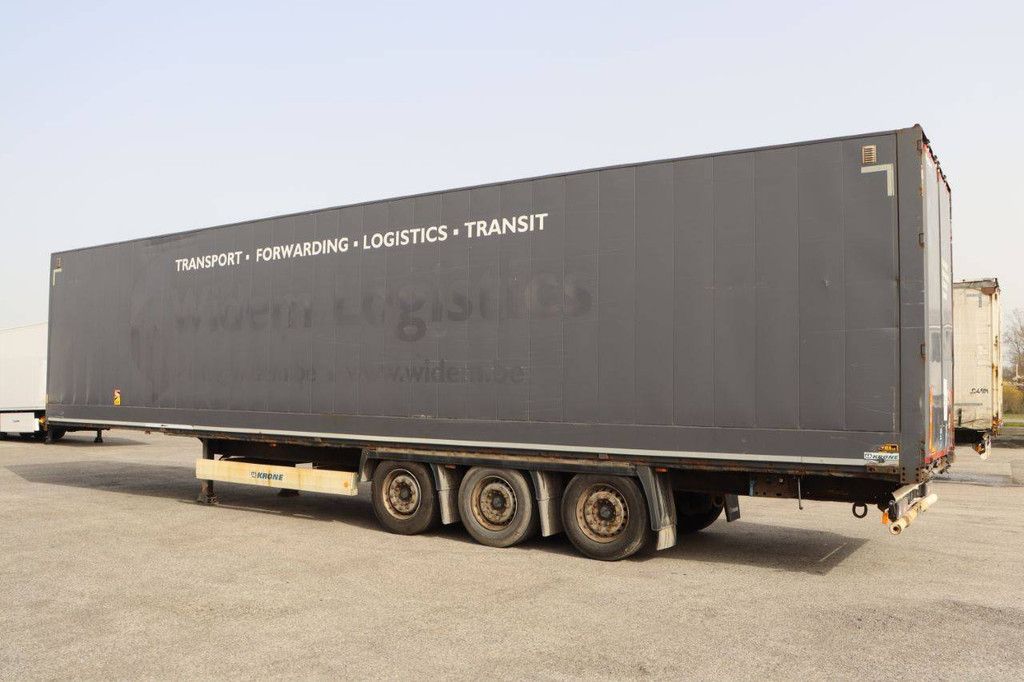 Geschlossener Anhänger Krone SD