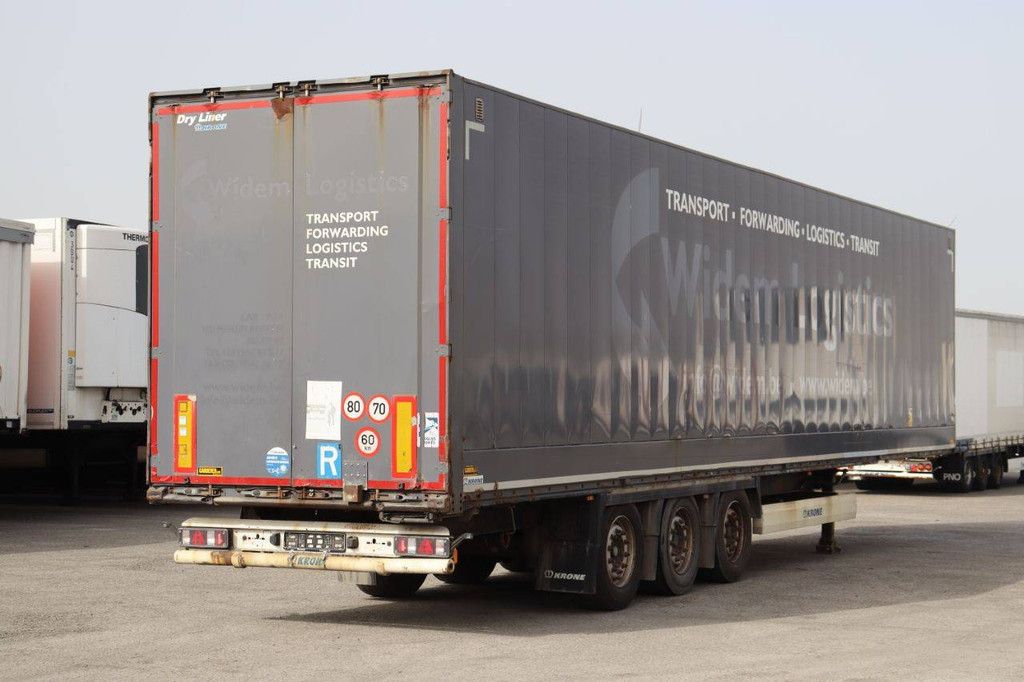 Geschlossener Anhänger Krone SD