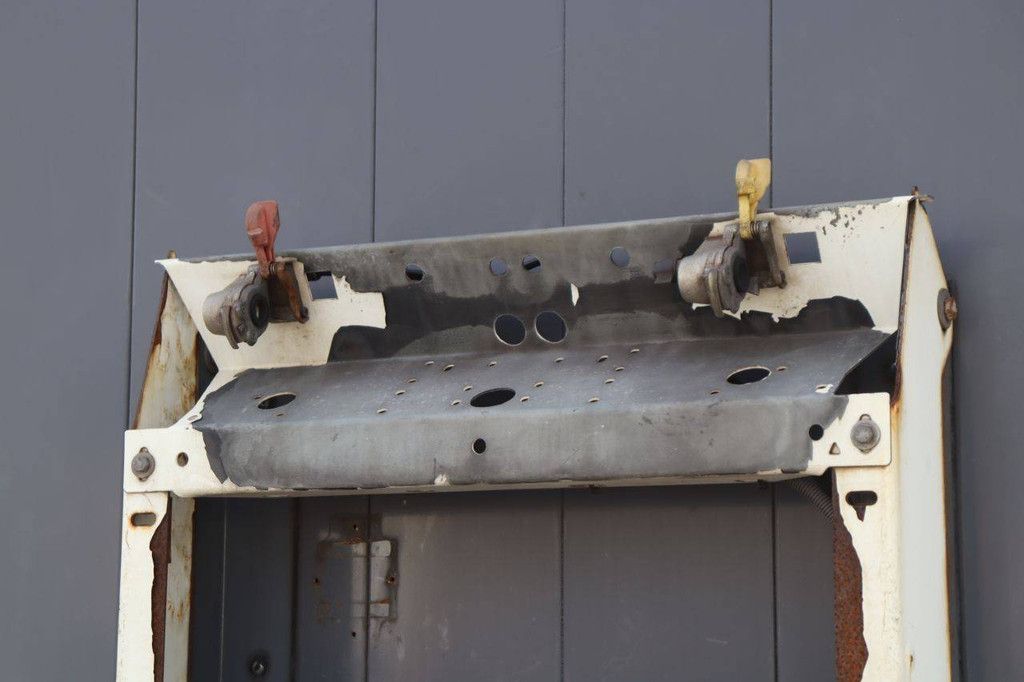 Geschlossener Anhänger Krone SD