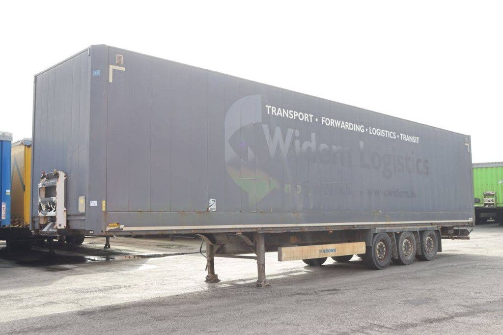 Geschlossener Anhänger Krone SD