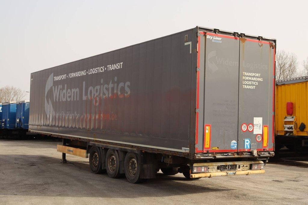 Geschlossener Anhänger Krone SD