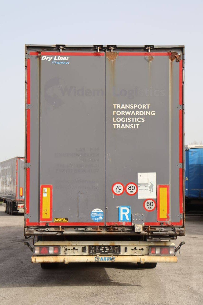 Geschlossener Anhänger Krone SD