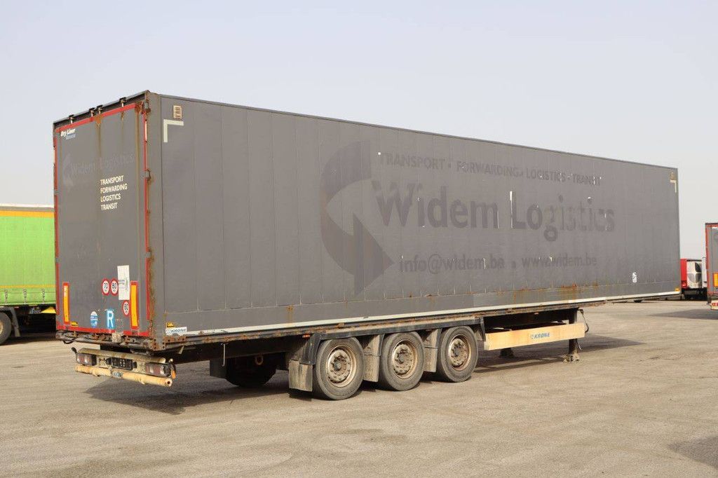 Geschlossener Anhänger Krone SD