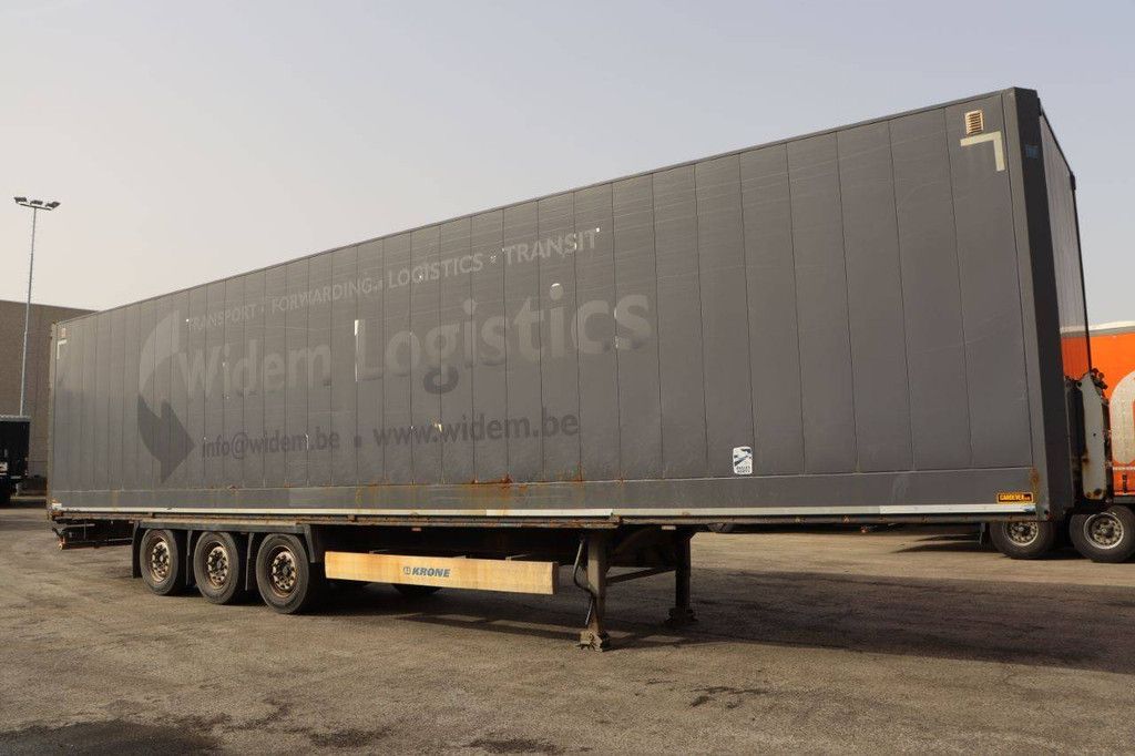 Geschlossener Anhänger Krone SD