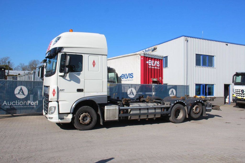 Fahrgestell mit Fahrerhaus DAF XF 460 Diesel 460 PS