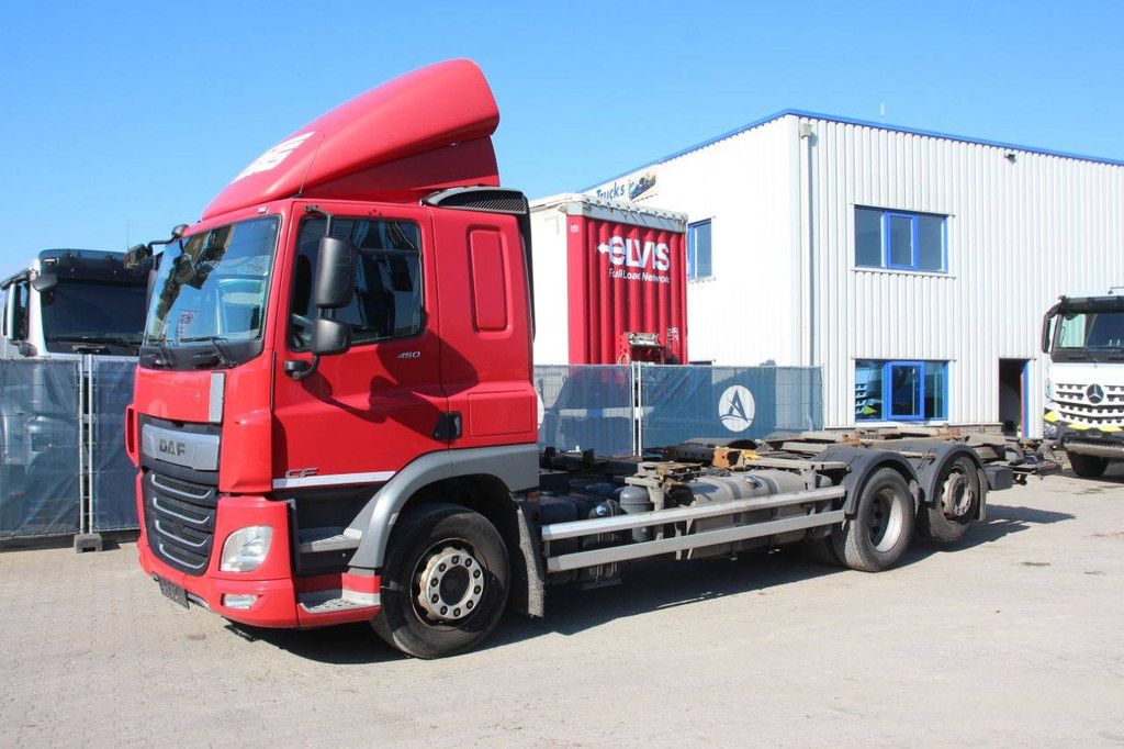 Fahrgestell mit Fahrerhaus DAF CF 450 Diesel 450 PS