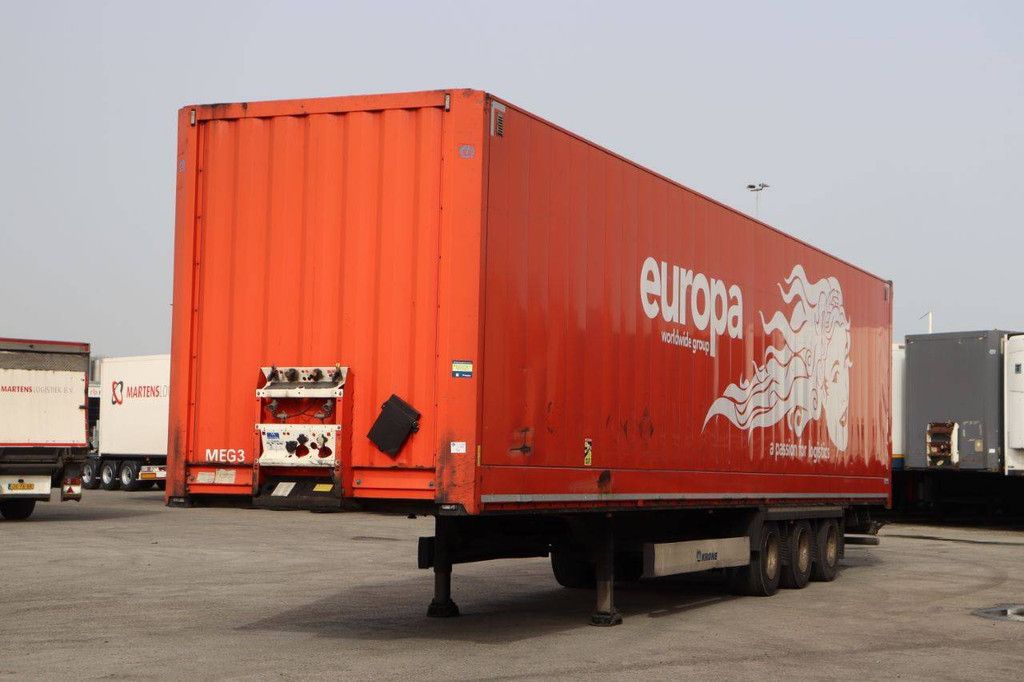 Geschlossener Anhänger Krone SD 2017