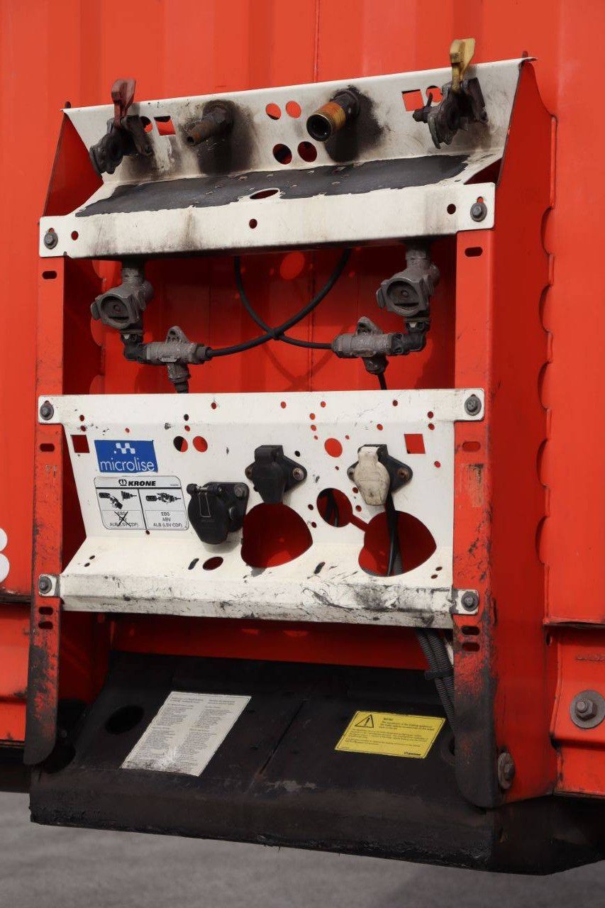 Geschlossener Anhänger Krone SD 2017