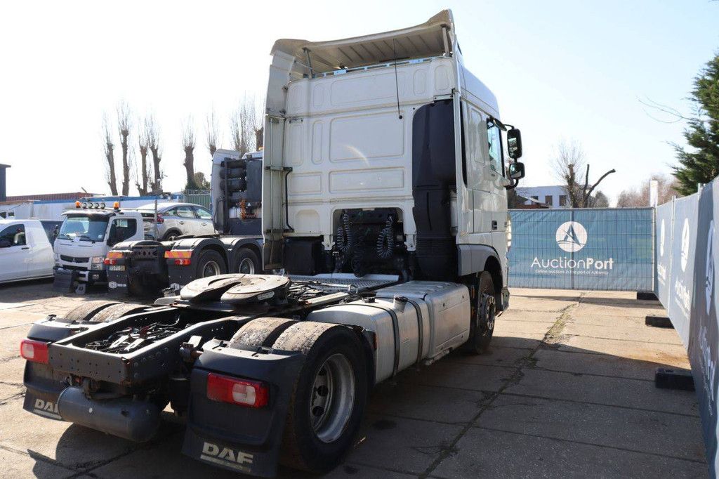 Fahrgestell mit Fahrerhaus DAF XF 460 Diesel 460 PS