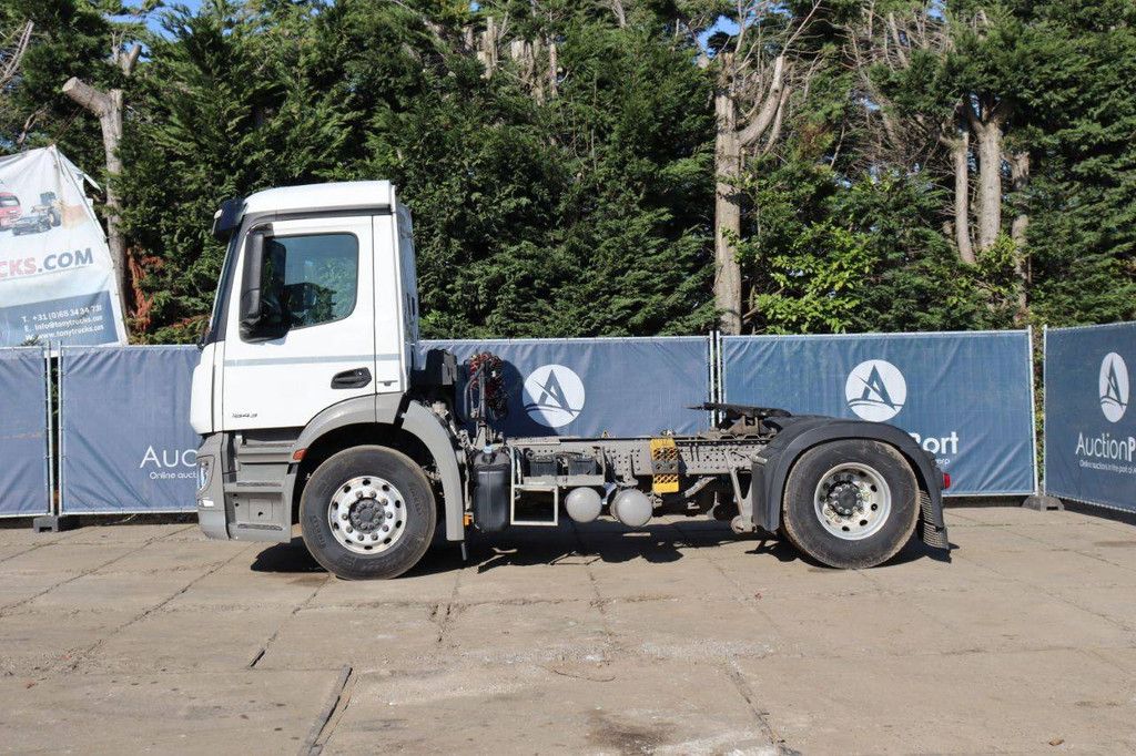 Chassis Cabin Mercedes-Benz Antos 1843 Diesel 430hp