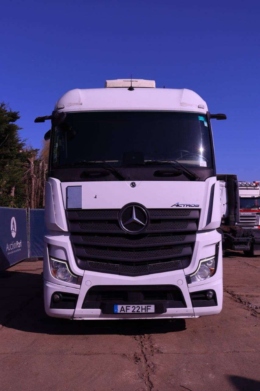 Chassis Cabin Mercedes-Benz Actros 1845 Diesel 450hp
