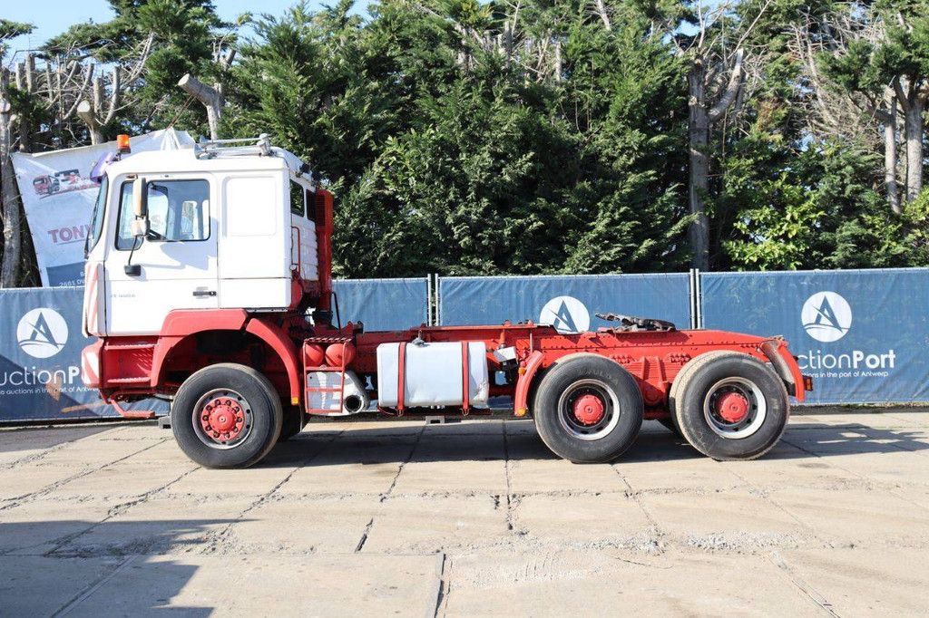 Fahrgestell mit Fahrerhaus MAN FE460A Diesel 460 PS