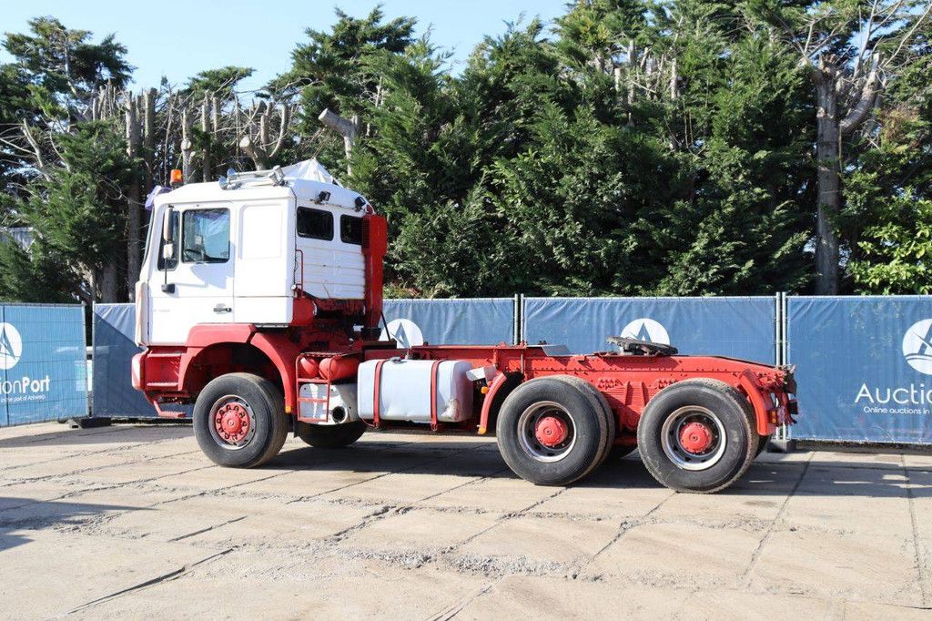 Fahrgestell mit Fahrerhaus MAN FE460A Diesel 460 PS