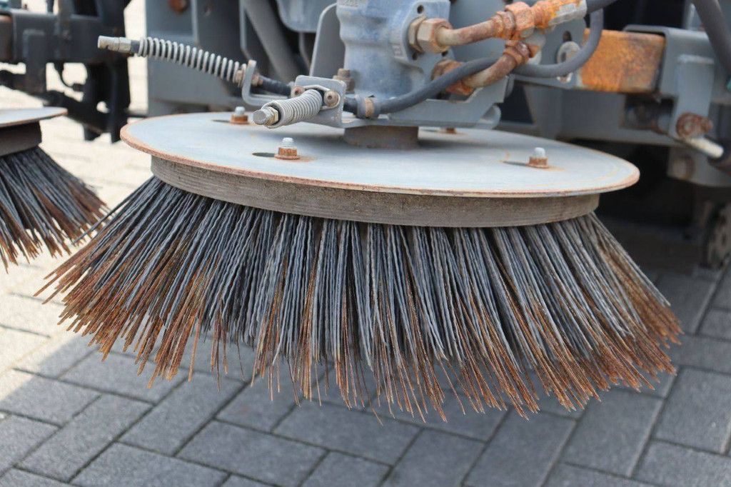 Sweeper Hako Citymaster 2000 Diesel 74kW 2007