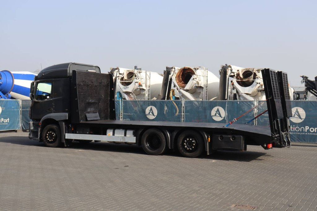 Pritsche (LKW) Mercedes-Benz Actros 963 Diesel 420 PS