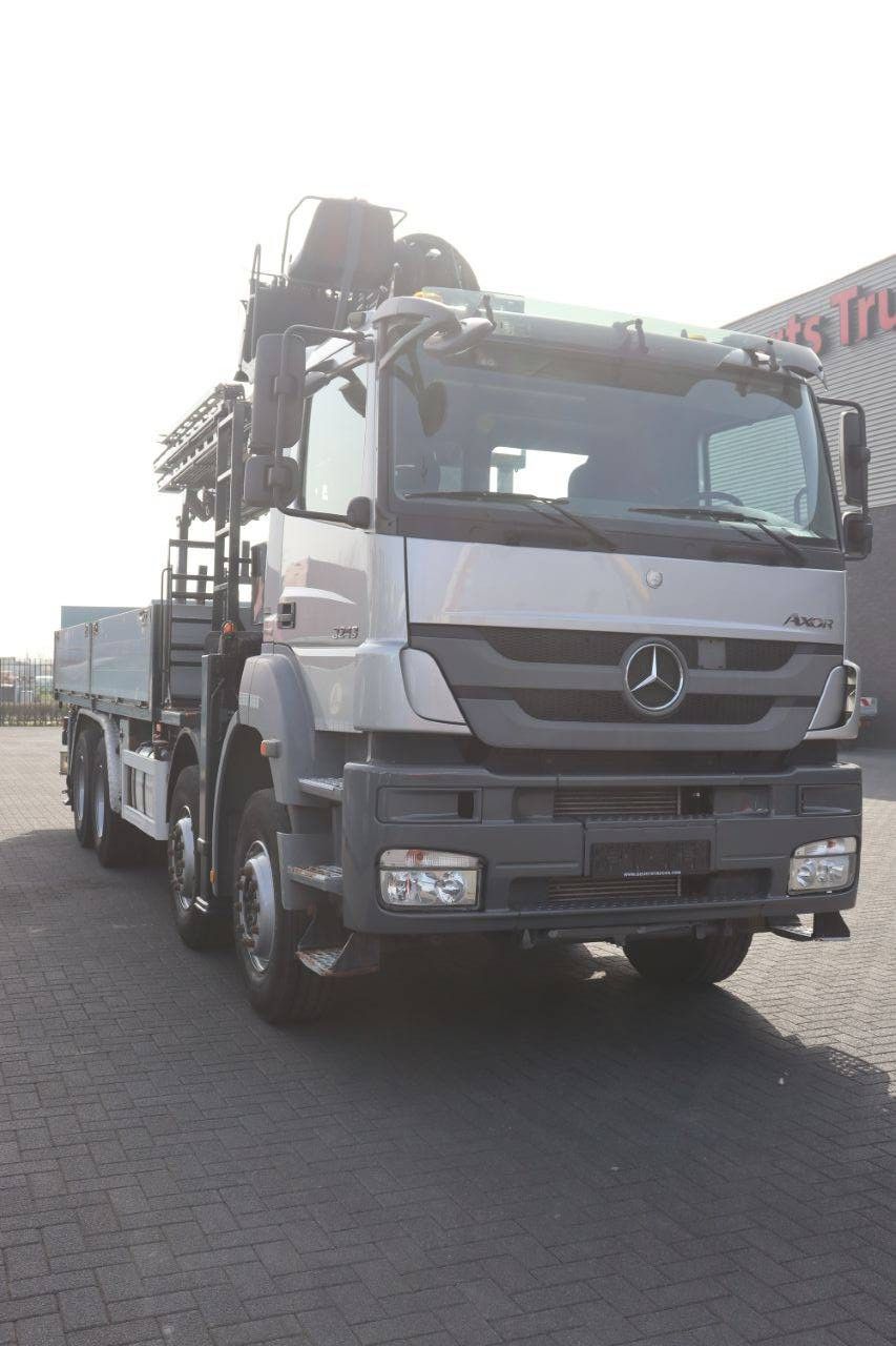 Kranwagen Mercedes-Benz Axor 3243 Diesel 430 PS 2013