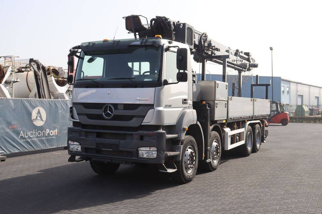 Kranwagen Mercedes-Benz Axor 3243 Diesel 430 PS 2013