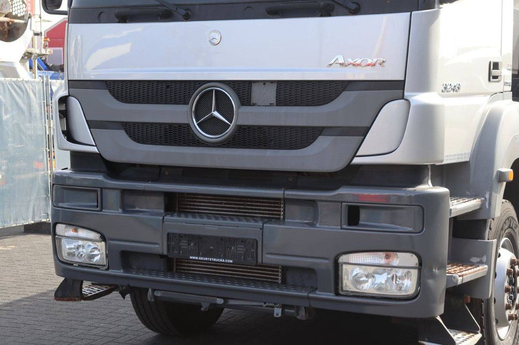 Kranwagen Mercedes-Benz Axor 3243 Diesel 430 PS 2013