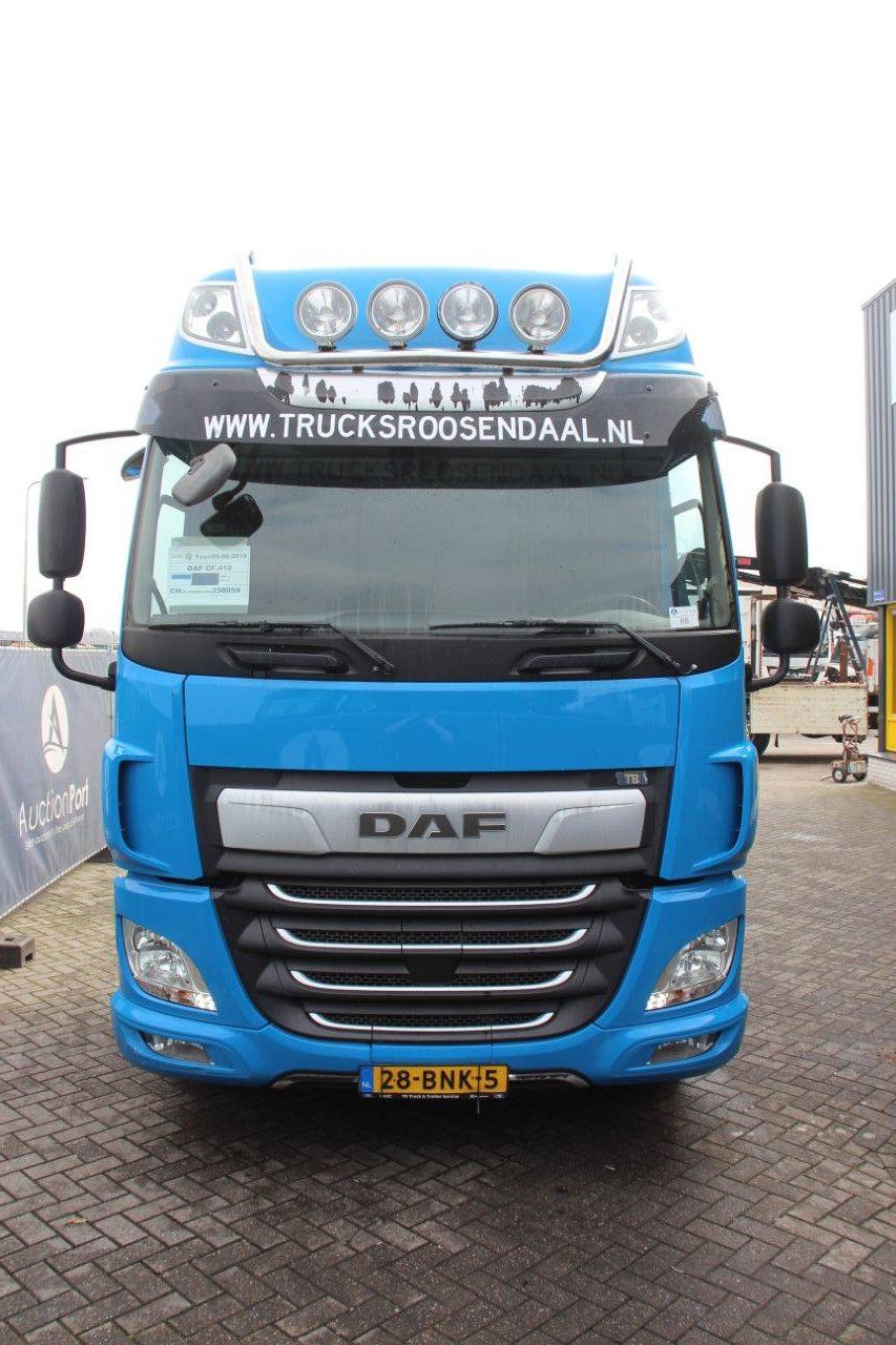 Fahrgestell mit Fahrerhaus DAF CF410 Diesel 410 PS 2019