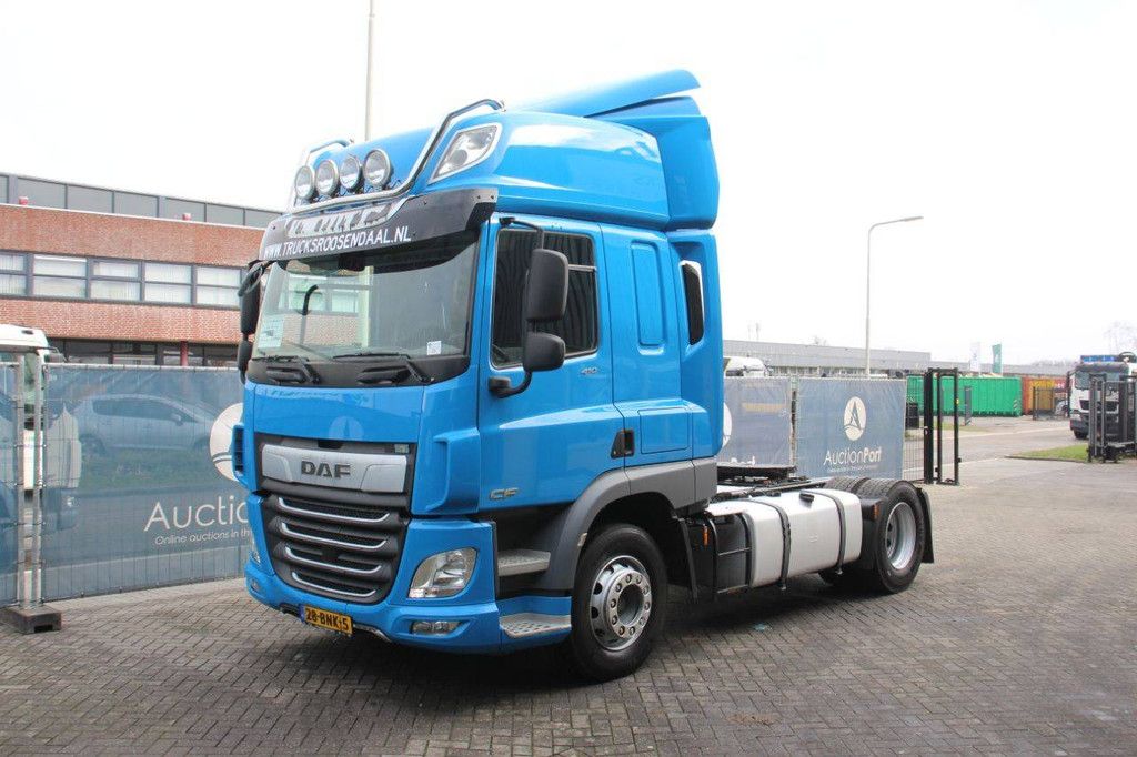 Fahrgestell mit Fahrerhaus DAF CF410 Diesel 410 PS 2019