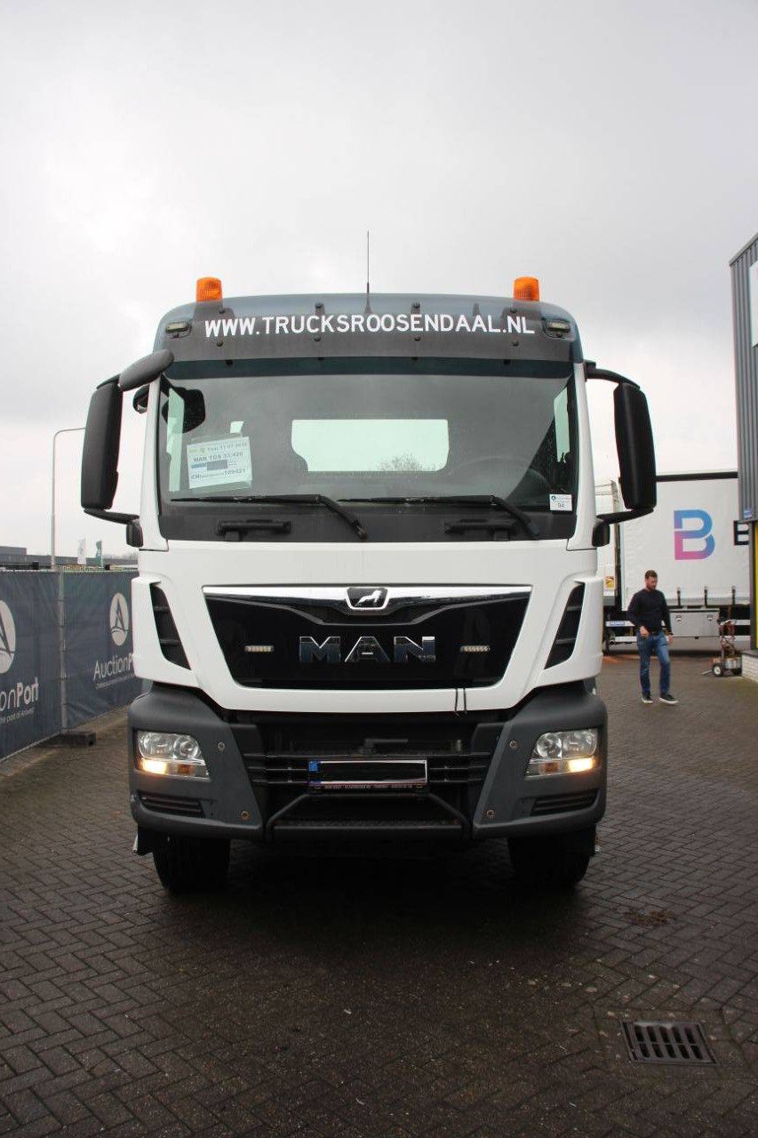 Fahrgestell mit Fahrerhaus MAN TGS 33.420 Diesel 420 PS 2018