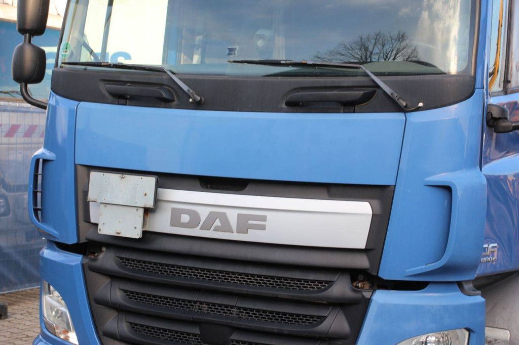 Fahrgestell mit Fahrerhaus DAF CF EURO 6 Diesel 2015