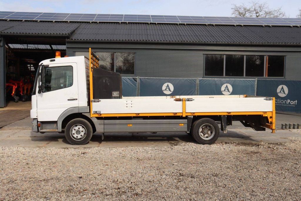 Mercedes-Benz ATEGO 816 Diesel-Pritschenwagen, 157 PS, Baujahr 2010