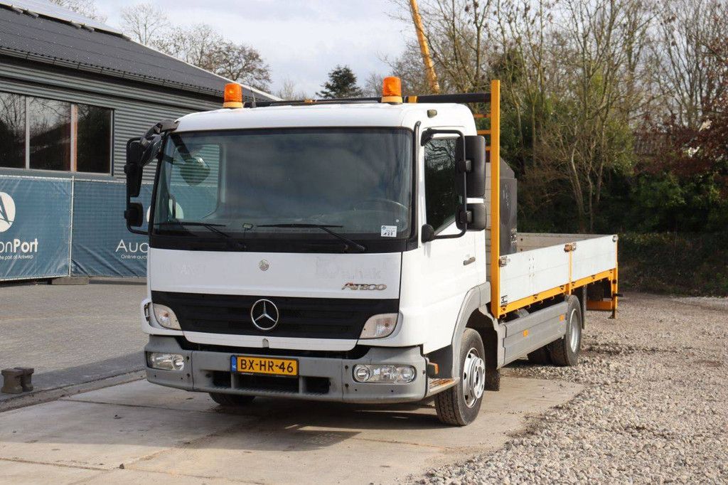 Mercedes-Benz ATEGO 816 Diesel-Pritschenwagen, 157 PS, Baujahr 2010