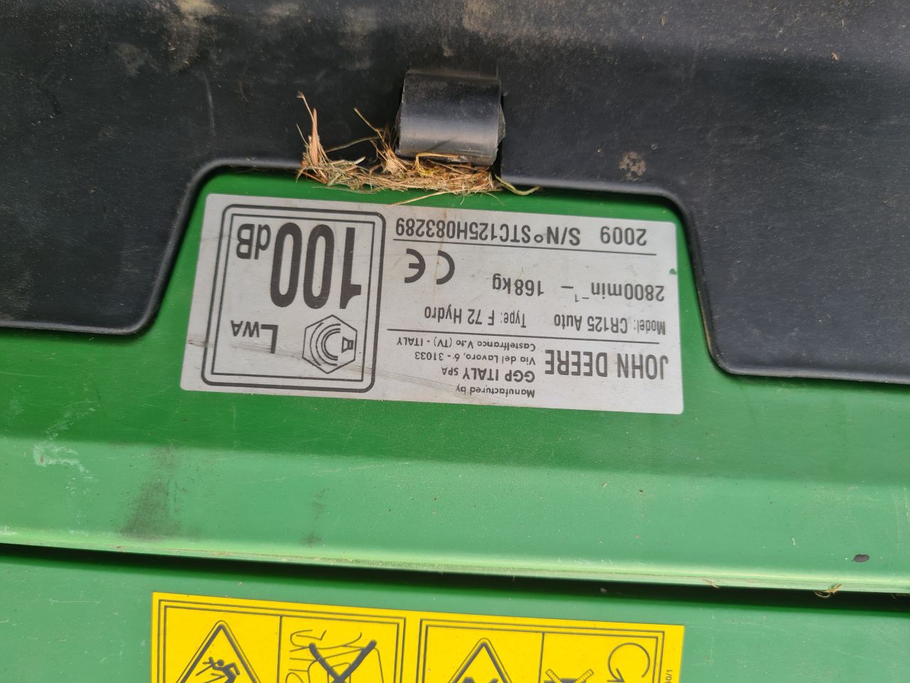 John Deere CR 125 zitmaaier met opvangbak hydrostaat.