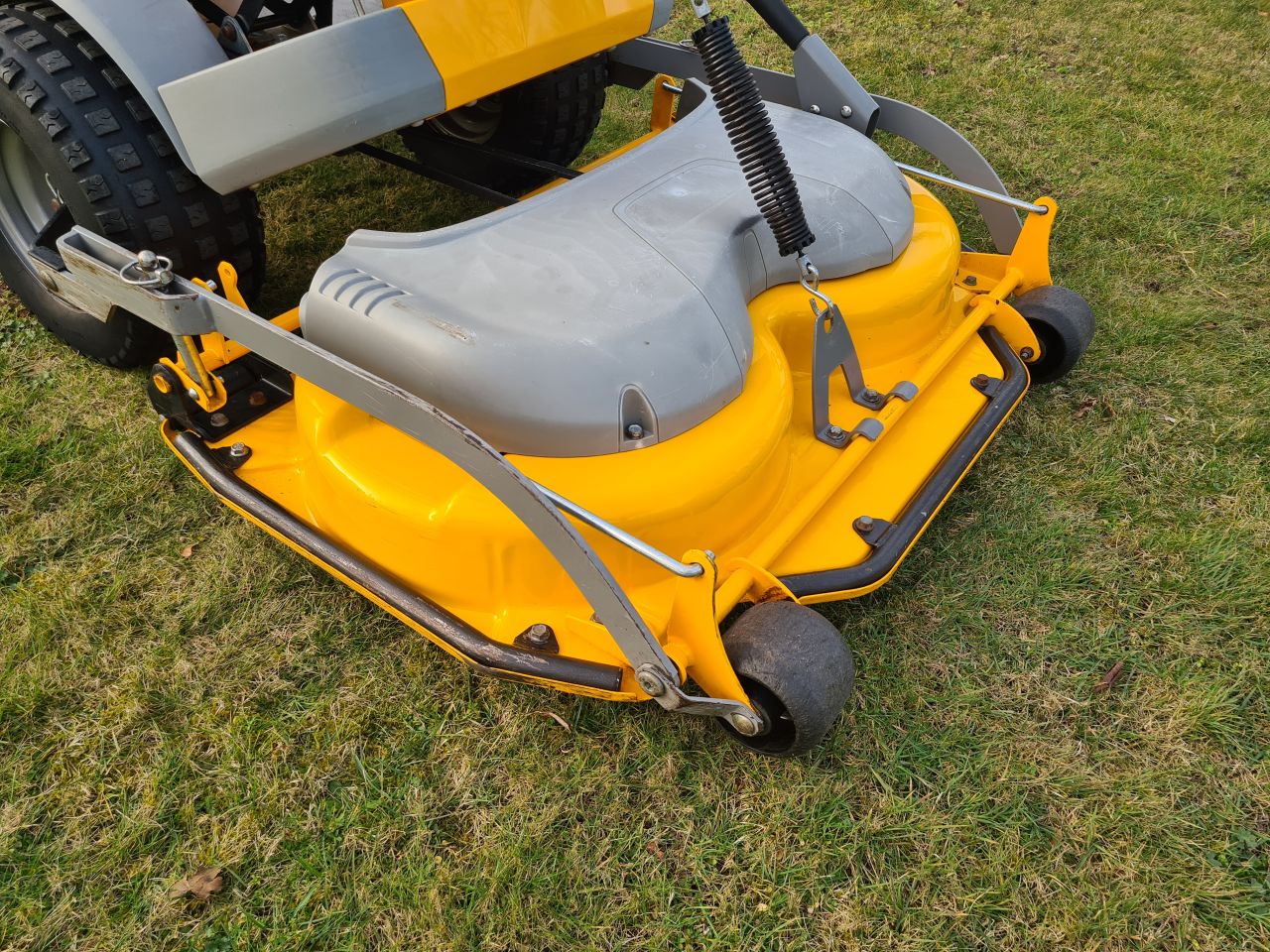 Stiga park Silent 14 frontmaaier hydrostaat 2 cilinder honda.