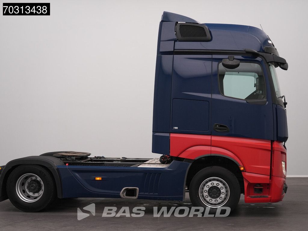 Mercedes Actros 1846 4X2 Bigspace Retarder Mirrorcam Navi