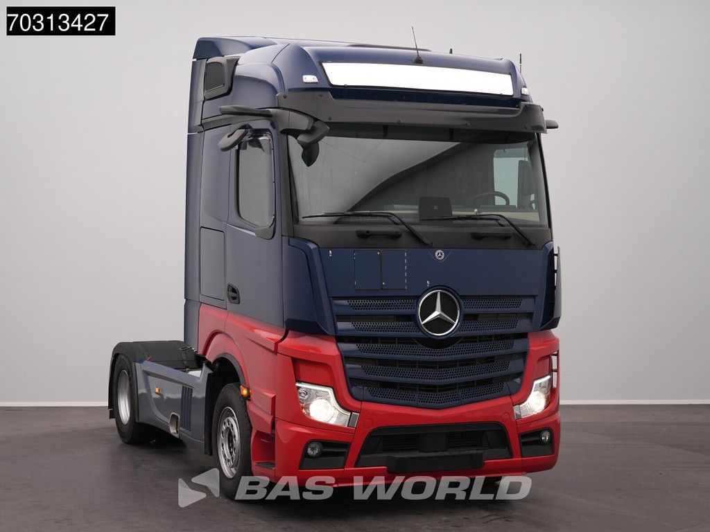 Mercedes Actros 1846 4X2 Bigspace Retarder Mirrorcam Navi
