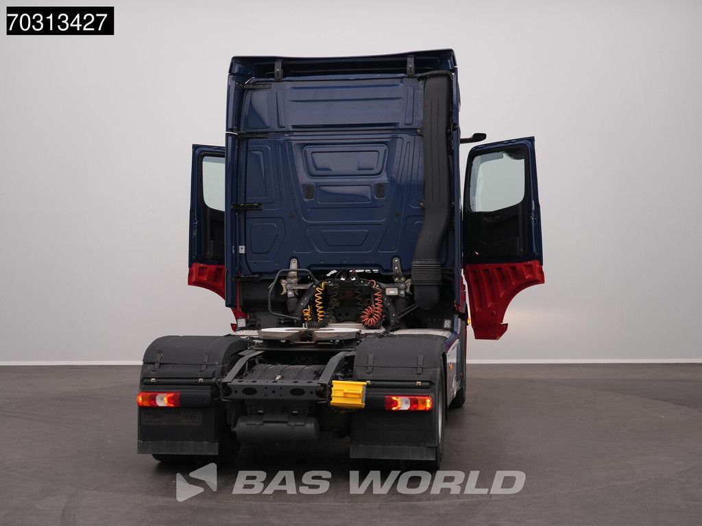 Mercedes Actros 1846 4X2 Bigspace Retarder Mirrorcam Navi