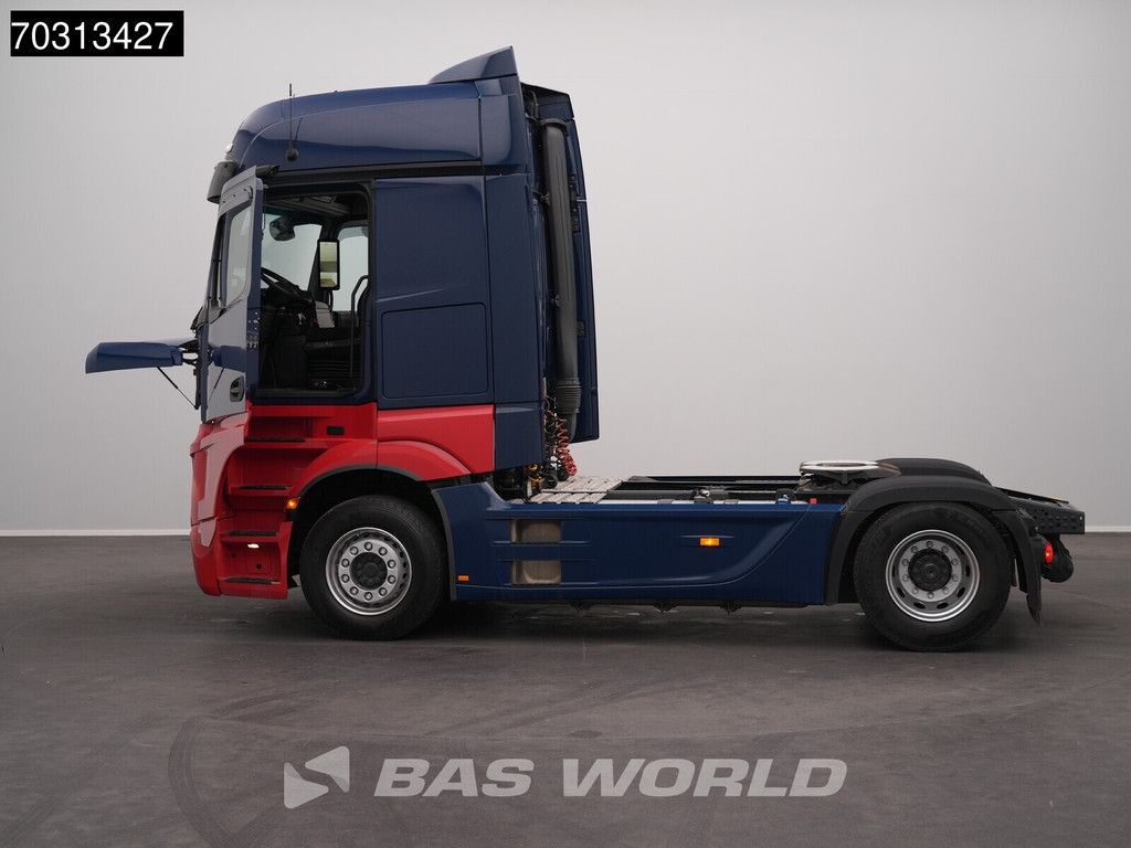 Mercedes Actros 1846 4X2 Bigspace Retarder Mirrorcam Navi