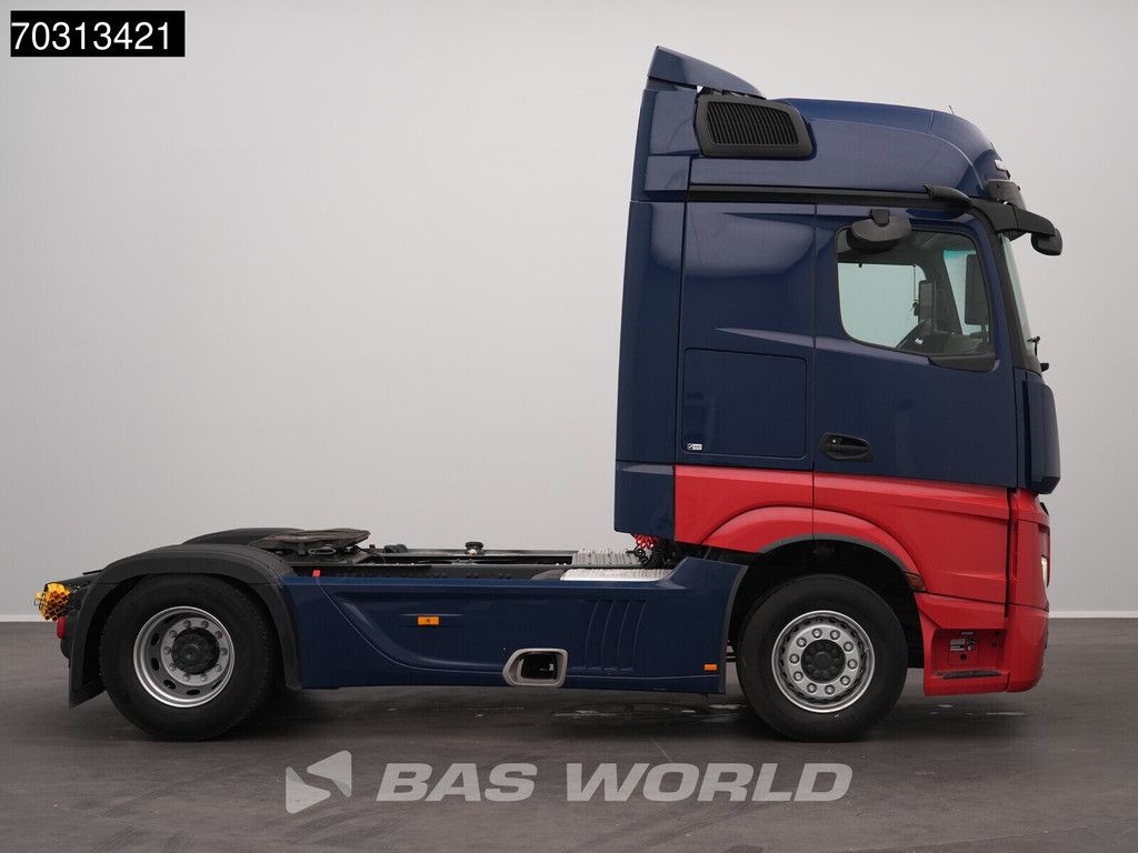 Mercedes Actros 1846 4X2 Bigspace Retarder Mirrorcam Navi