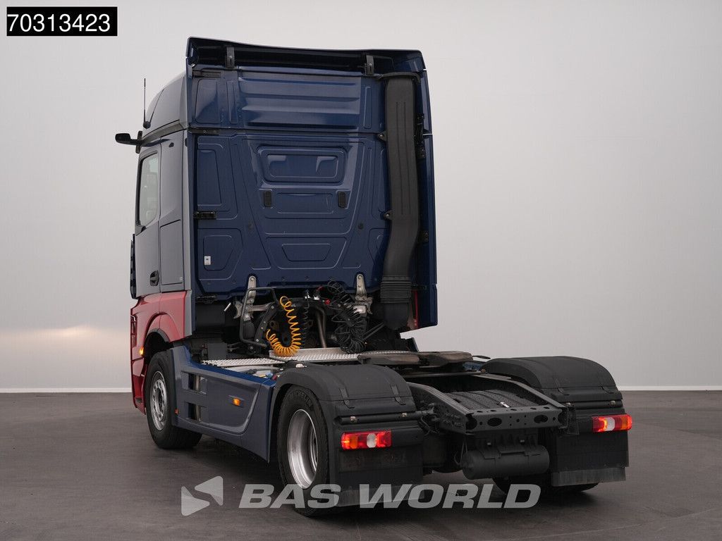 Mercedes Actros 1846 4X2 Bigspace Retarder Mirrorcam Navi