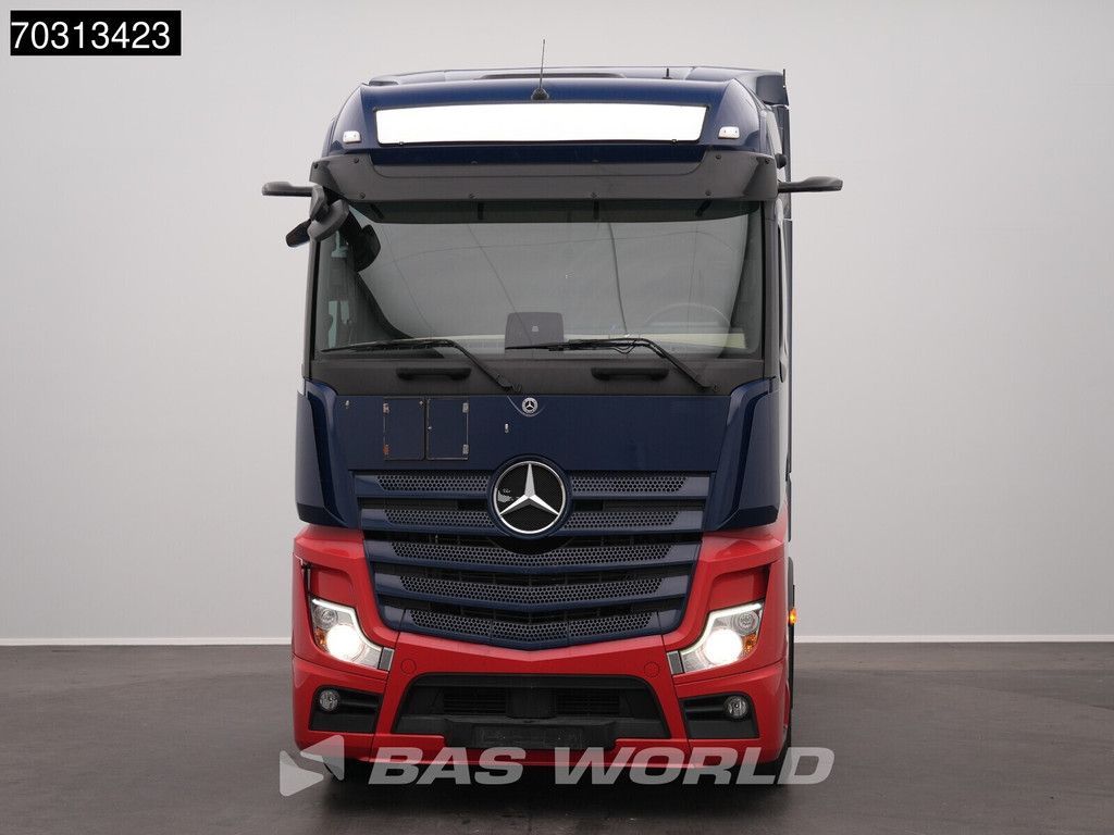 Mercedes Actros 1846 4X2 Bigspace Retarder Mirrorcam Navi