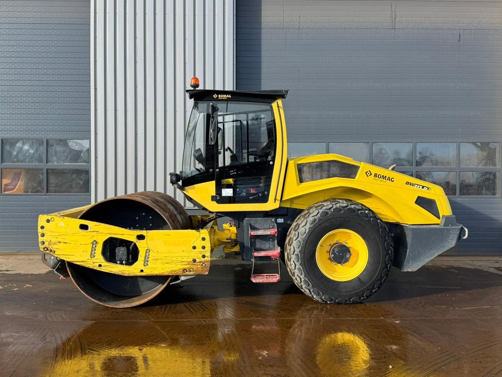 Bomag BW213D-5