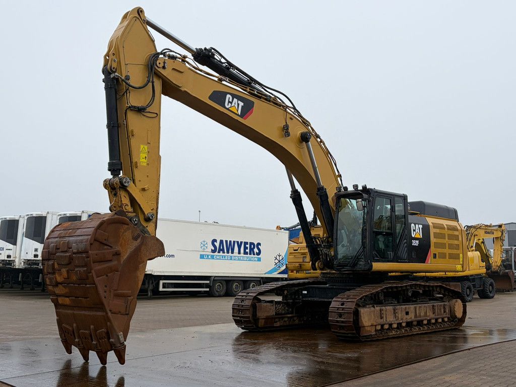 Caterpillar 352F