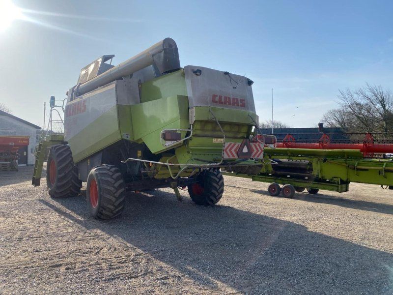 Claas LION 460