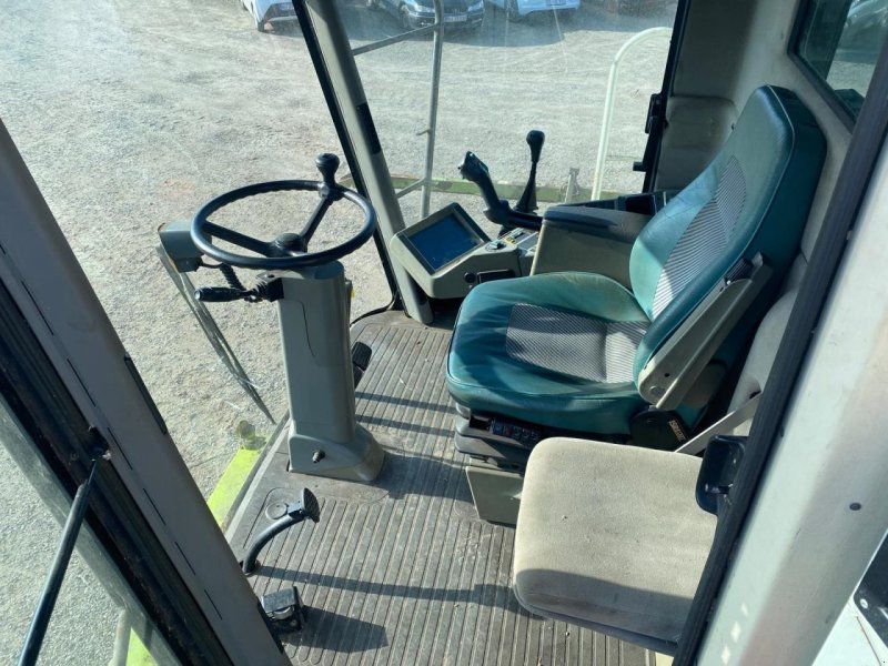 Claas LION 460