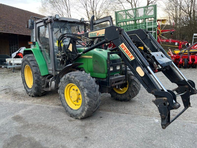 John Deere 3200