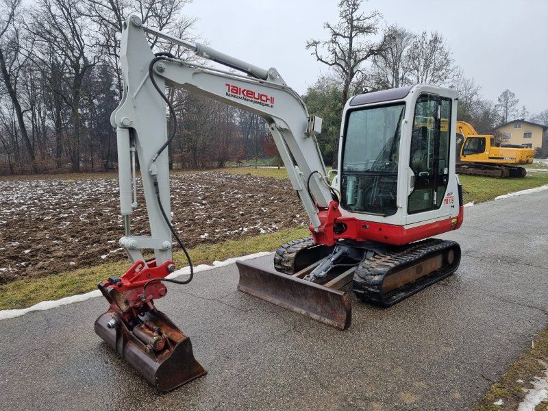 Takeuchi TB 135