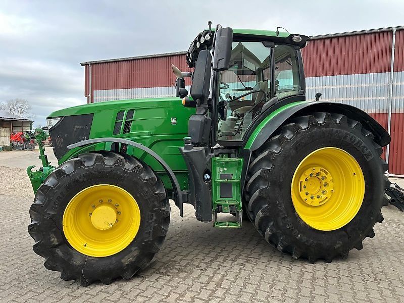 John Deere 6250R