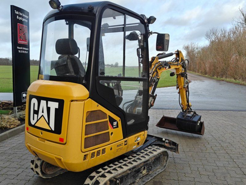Cat 301.7D