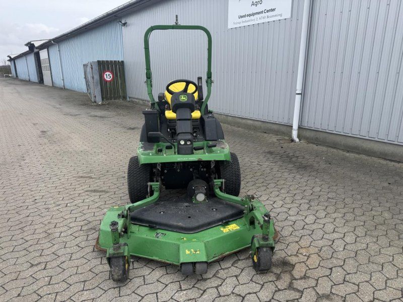 John Deere 1550 M/60