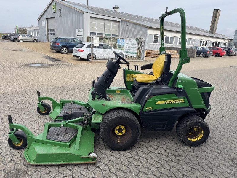 John Deere 1580 M/183 CM KLIPPE