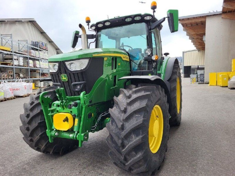 John Deere 6R 165