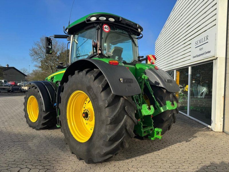 John Deere 8370R