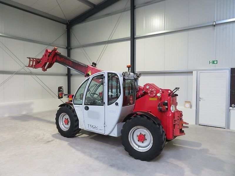 Weidemann 5625 CX80 mit Euroaufnahme
